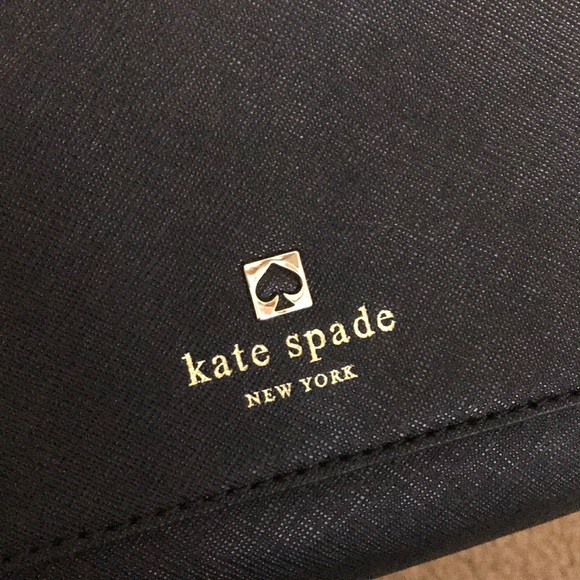 KATE SPADE black crossbody. In perfect condition!! - Picture 3 of 6